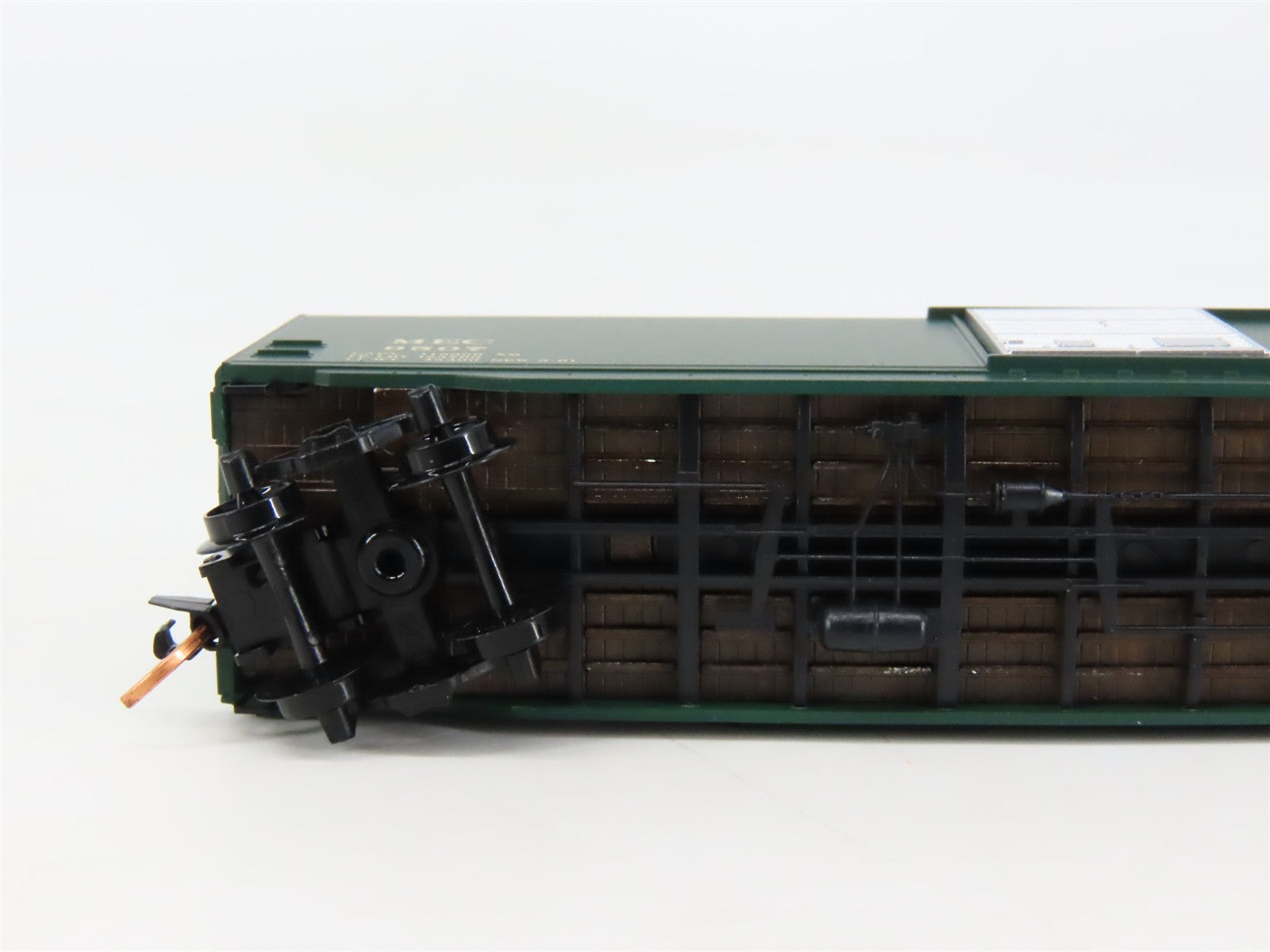 N Scale Micro-Trains MTL 31330 MEC Maine Central 50' Box Car 9507 RTR