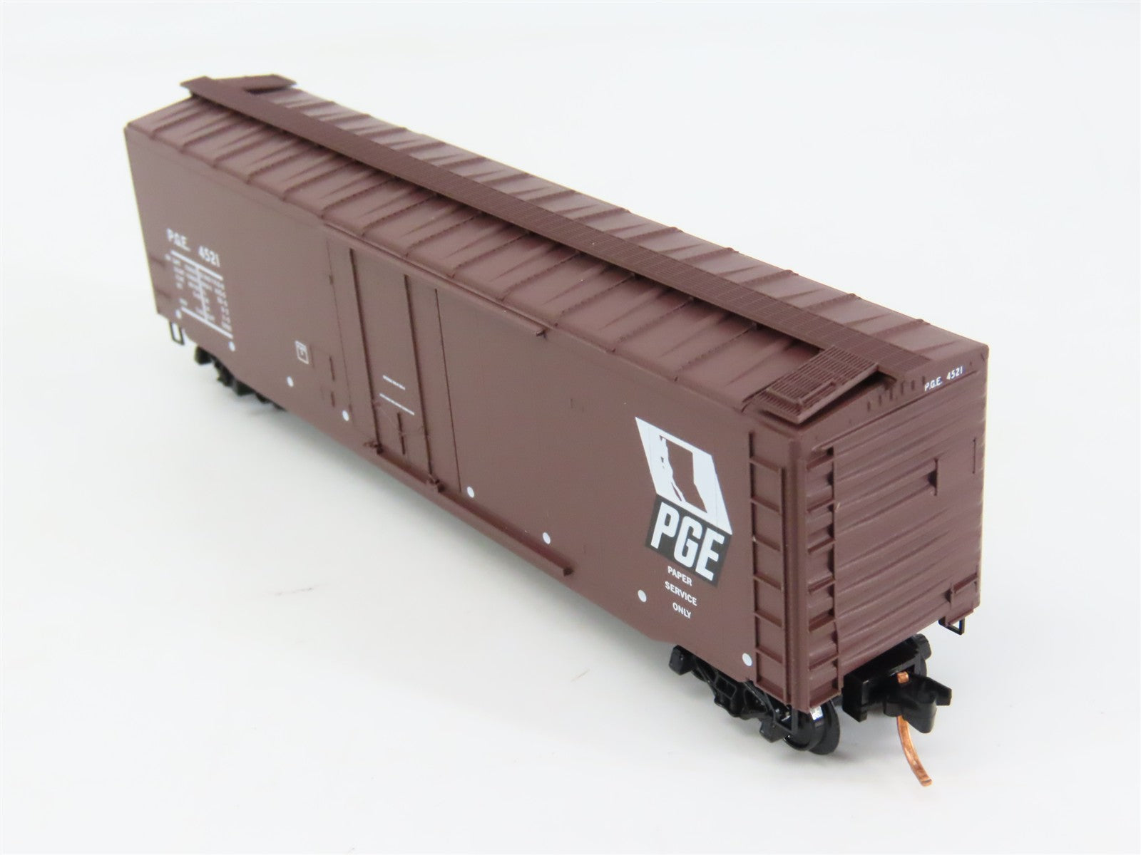 N Scale Micro-Trains MTL 32260 PGE Pacific Great Eastern 50' Box Car 4521 RTR