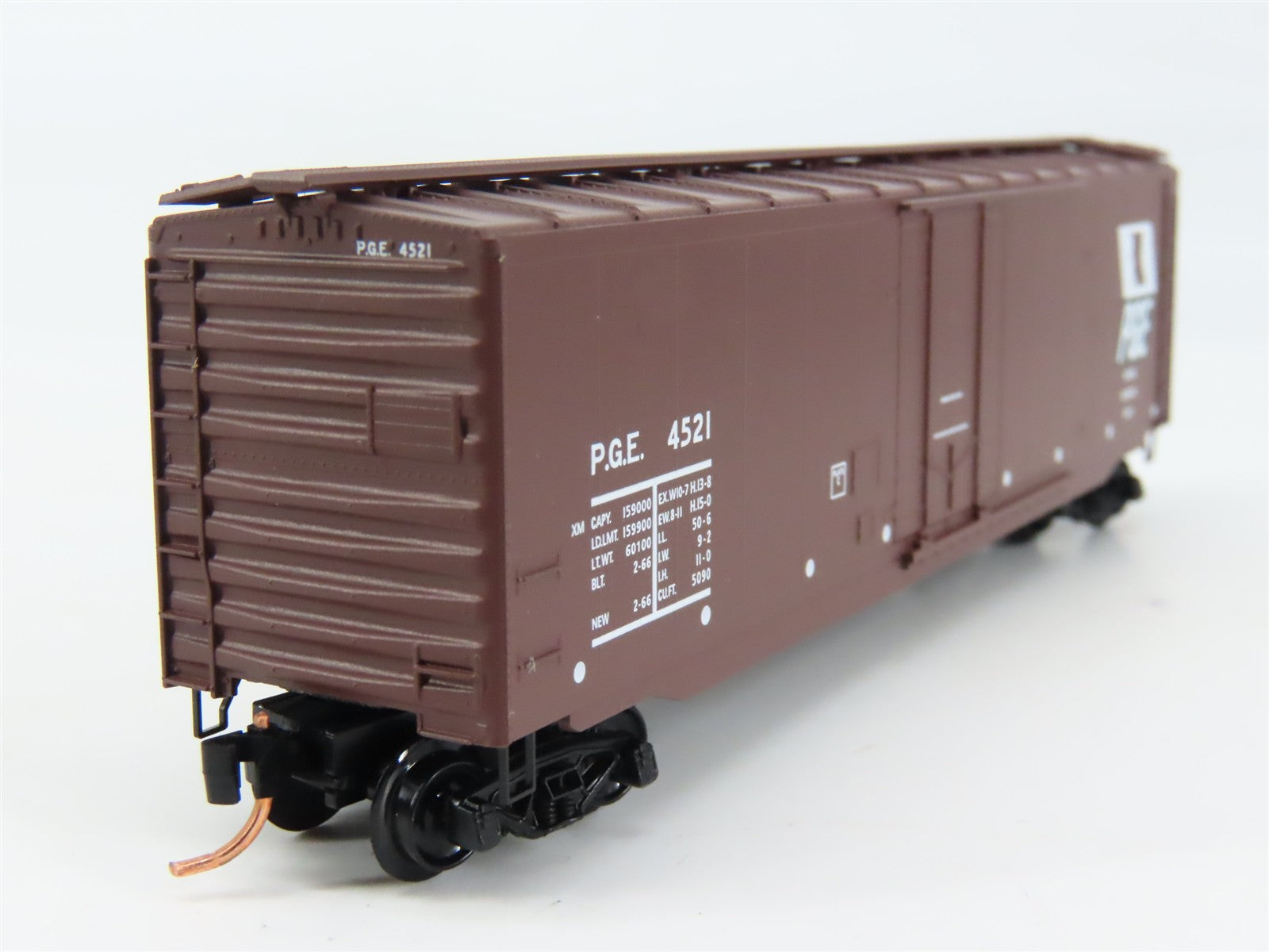 N Scale Micro-Trains MTL 32260 PGE Pacific Great Eastern 50' Box Car 4521 RTR