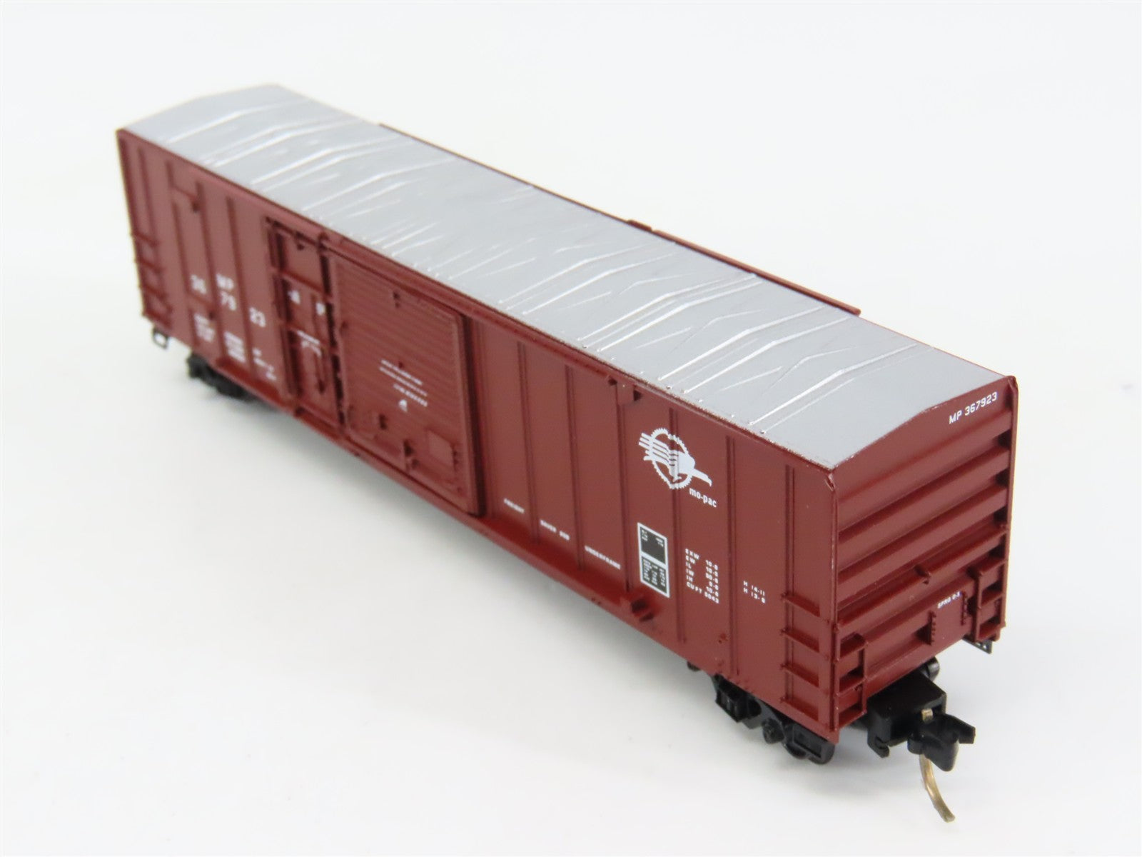N Scale Micro-Trains MTL 26040 MP Missouri Pacific 50' Box Car 367923 RTR