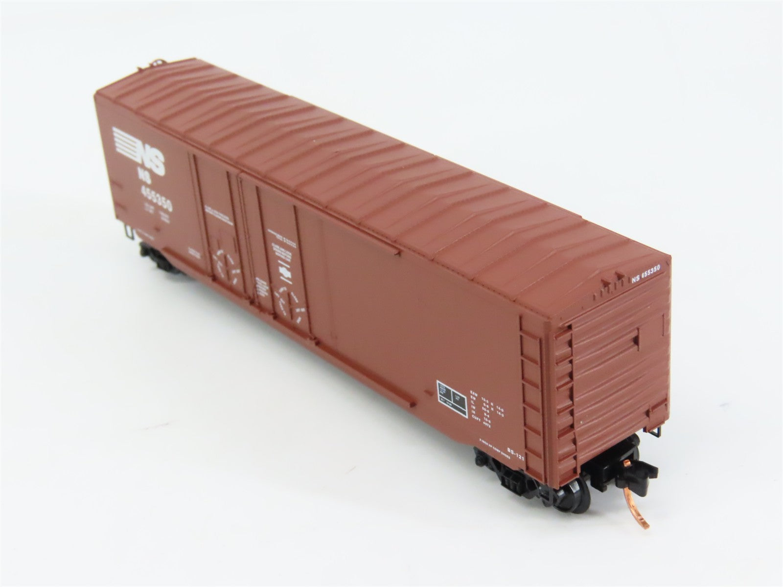 N Scale Micro-Trains MTL 75110 Norfolk Southern 50' Double Plug Door Box Car RTR