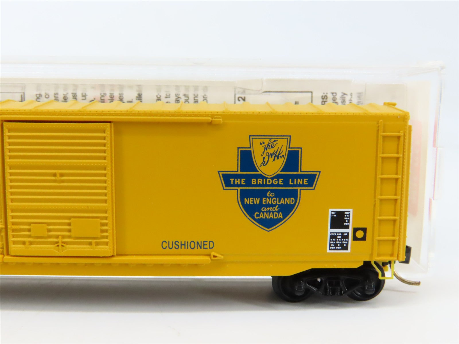 N Scale Micro-Trains MTL 76020 D&H Delaware & Hudson 50' Box Car 24294 RTR
