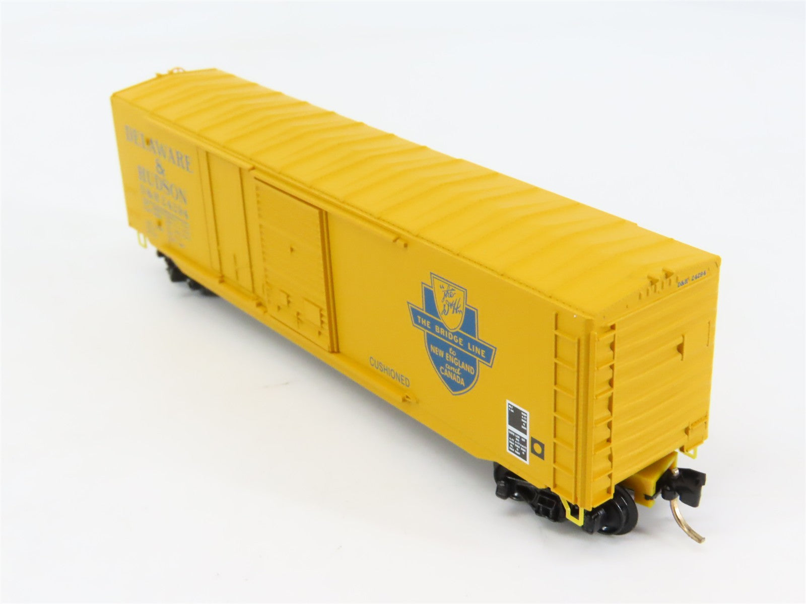 N Scale Micro-Trains MTL 76020 D&H Delaware & Hudson 50' Box Car 24294 RTR