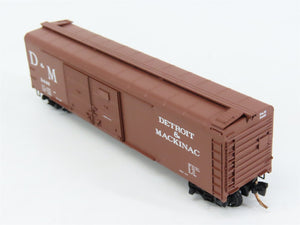 N Scale Micro-Trains MTL 79030 D&M Detroit & Mackinac 50' Wagon Top Box Car RTR