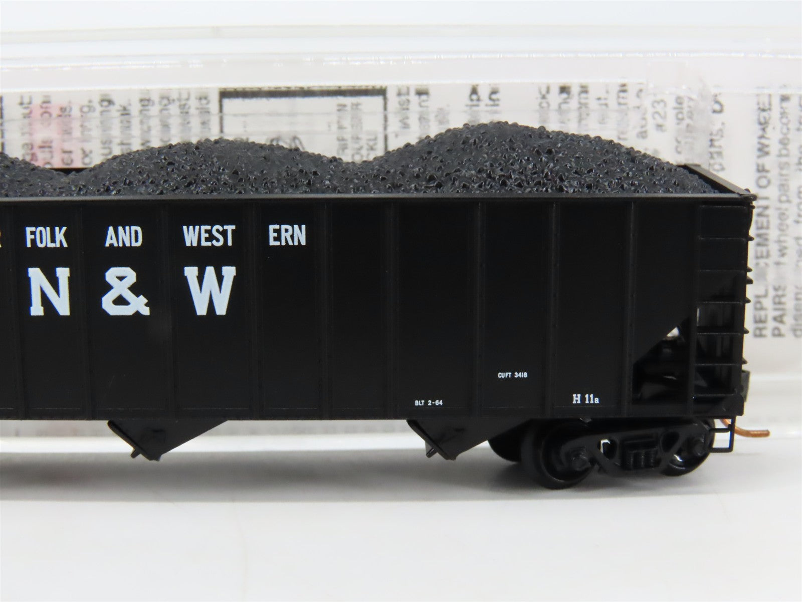 N Scale Micro-Trains MTL 108010 N&W Norfolk & Western 3-Bay Open Hopper RTR