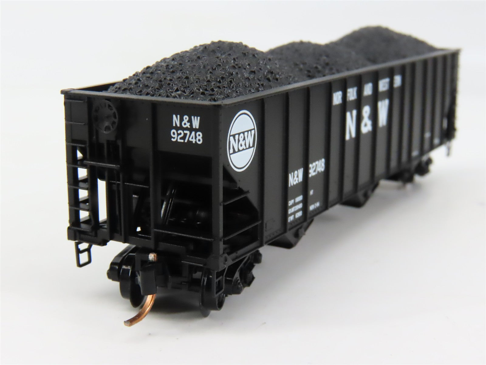 N Scale Micro-Trains MTL 108010 N&W Norfolk & Western 3-Bay Open Hopper RTR