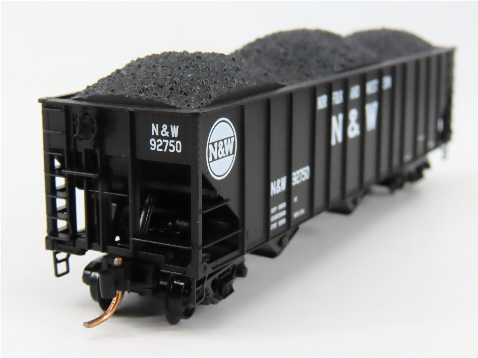 N Scale Micro-Trains MTL 108010 N&W Norfolk & Western 3-Bay Open Hopper RTR