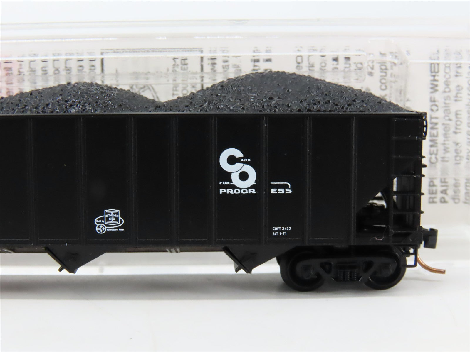 N Scale Micro-Trains MTL 108020 C&O Chesapeake & Ohio 3-Bay Open Hopper RTR