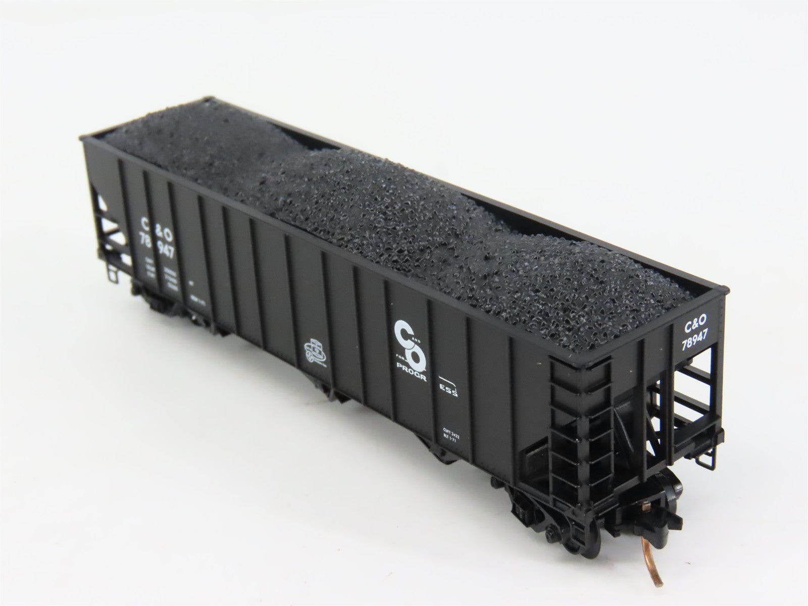 N Scale Micro-Trains MTL 108020 C&O Chesapeake & Ohio 3-Bay Open Hopper RTR