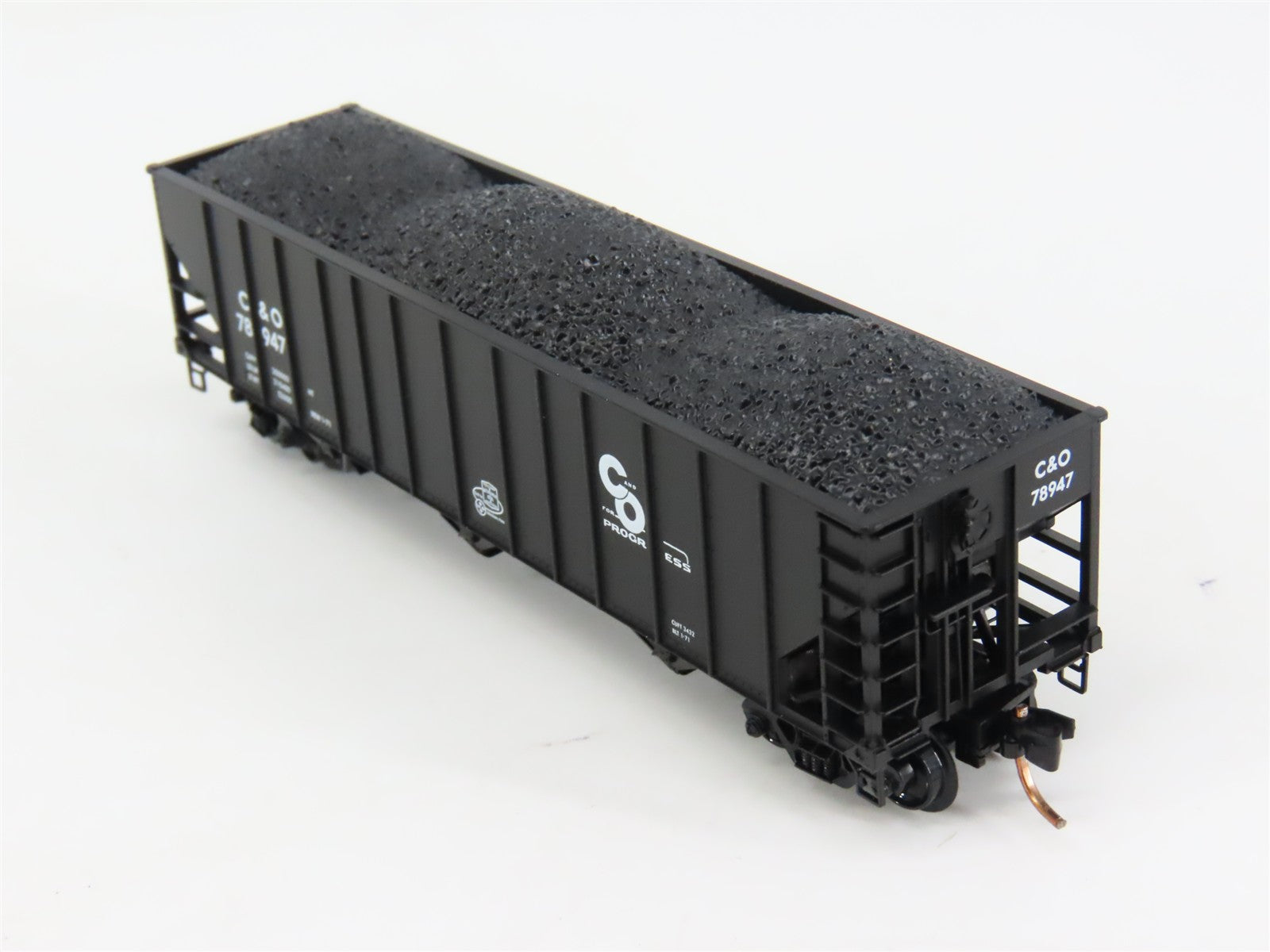N Scale Micro-Trains MTL 108020 C&O Chesapeake & Ohio 3-Bay Open Hopper RTR