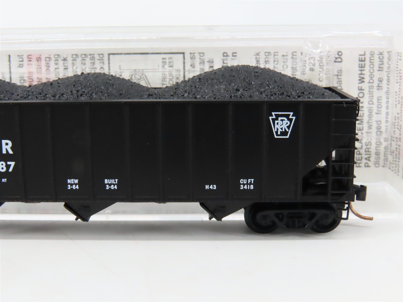 N Scale Micro-Trains MTL PRR Pennsylvania 3-Bay Hopper #1801787 w/ Coal Load
