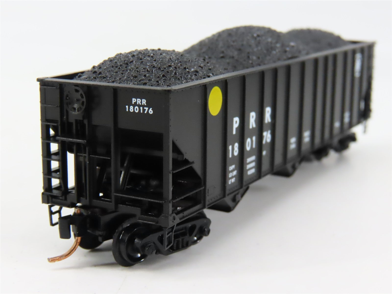 N Scale Micro-Trains MTL PRR Pennsylvania 3-Bay Hopper #180176 w/ Coal Load