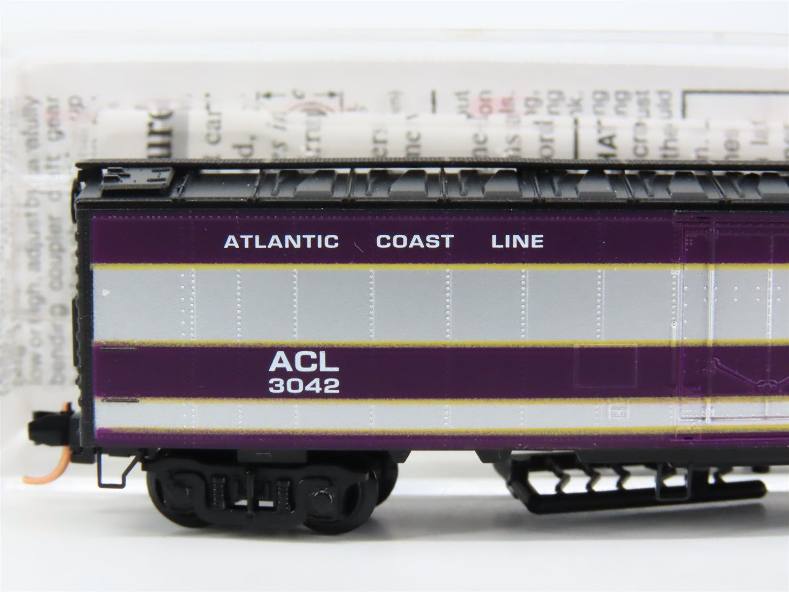 N Scale Micro-Trains MTL 52040 ACL Atlantic Coast Line 52' Express Reefer RTR