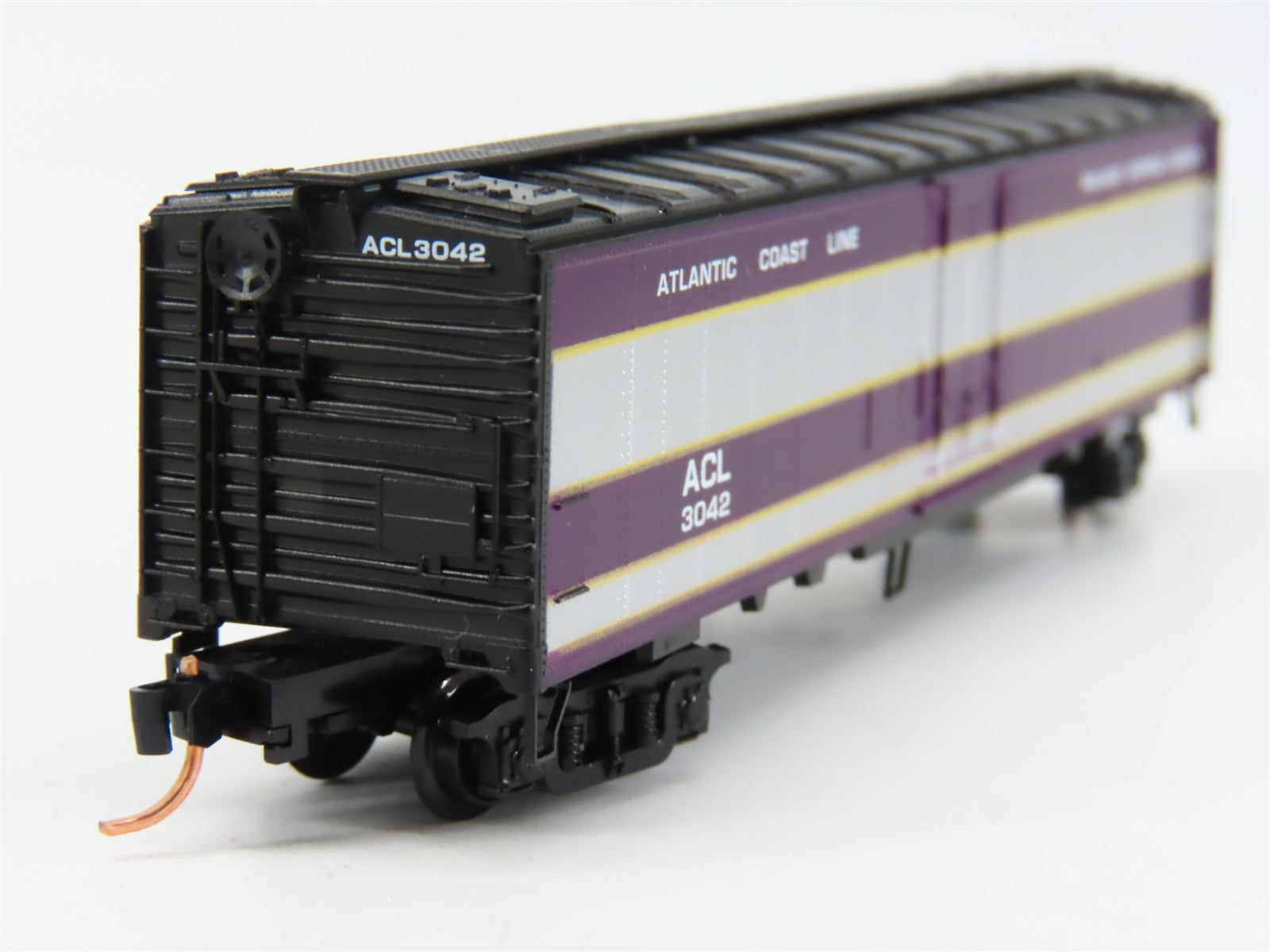 N Scale Micro-Trains MTL 52040 ACL Atlantic Coast Line 52' Express Reefer RTR