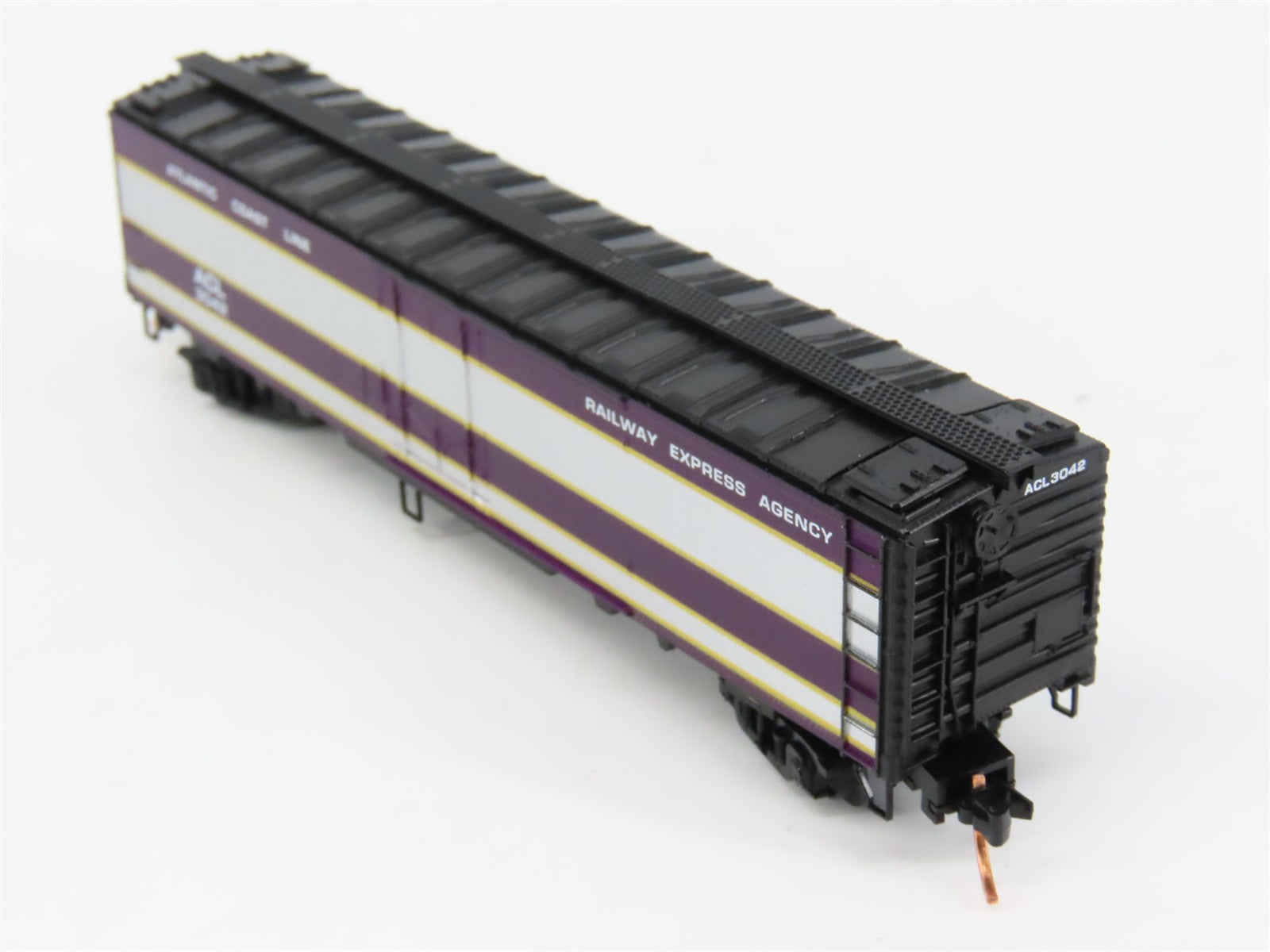 N Scale Micro-Trains MTL 52040 ACL Atlantic Coast Line 52' Express Reefer RTR