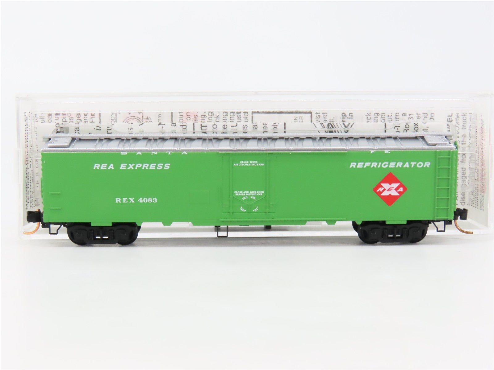 N Scale Micro-Trains MTL 52030 REX Santa Fe / REA 52' Express Reefer 4083 RTR