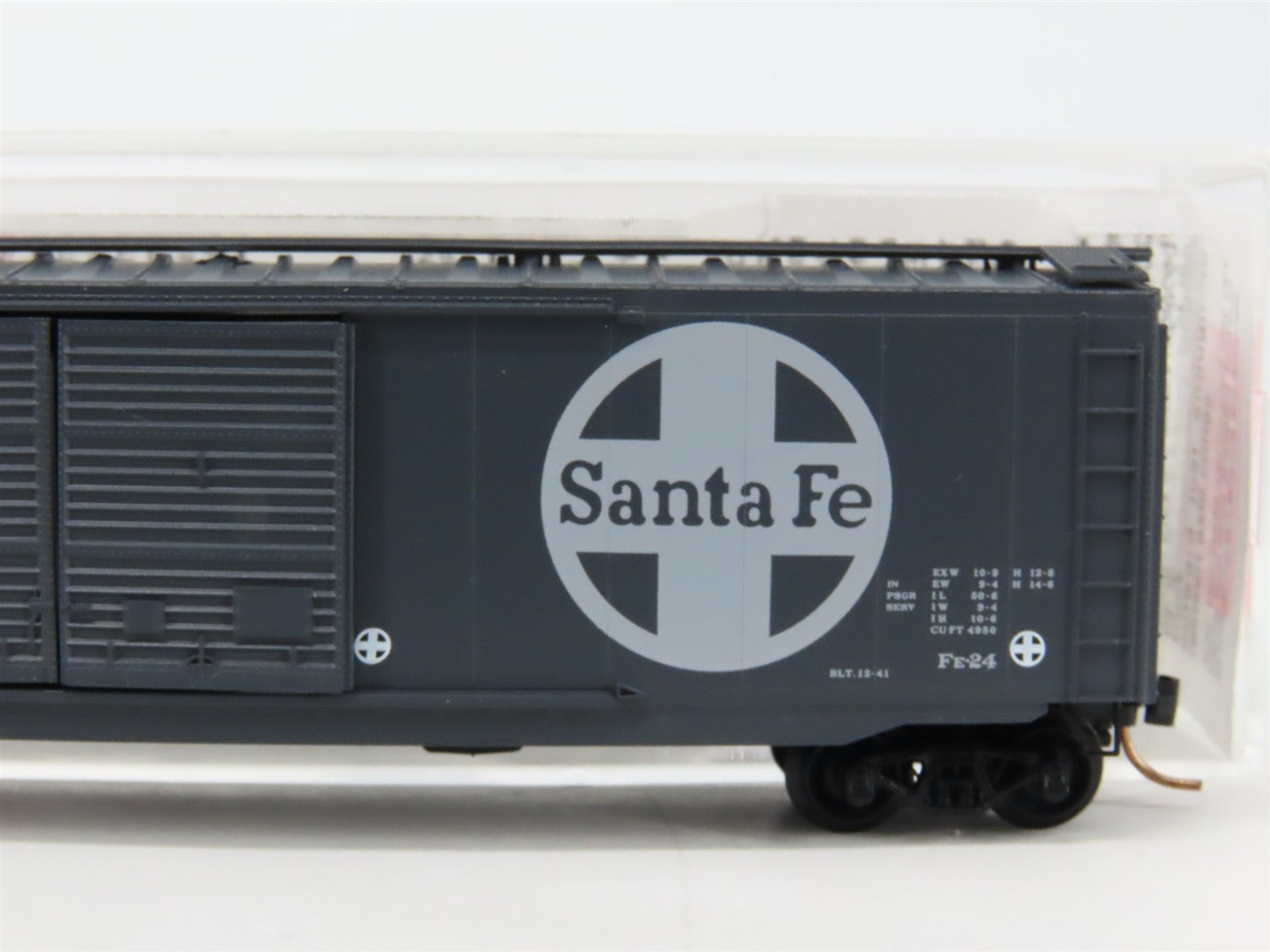 N Scale Micro-Trains MTL 34250 ATSF Santa Fe Ship & Travel 50' Box Car 4336 RTR