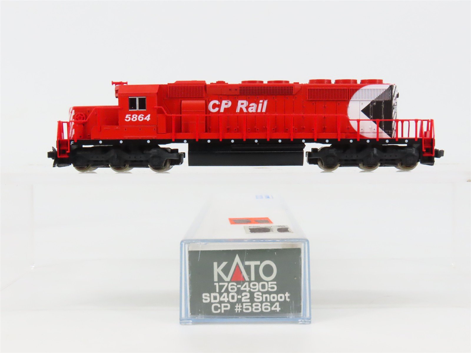 N Scale KATO 176-4905 CP Canadian Pacific EMD SD40-2 Diesel #5864 DC