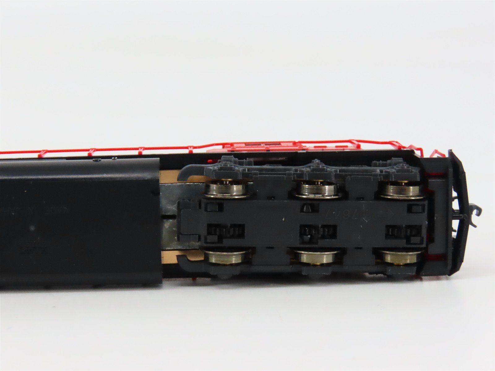 N Scale KATO 176-4905 CP Canadian Pacific EMD SD40-2 Diesel #5864 DC