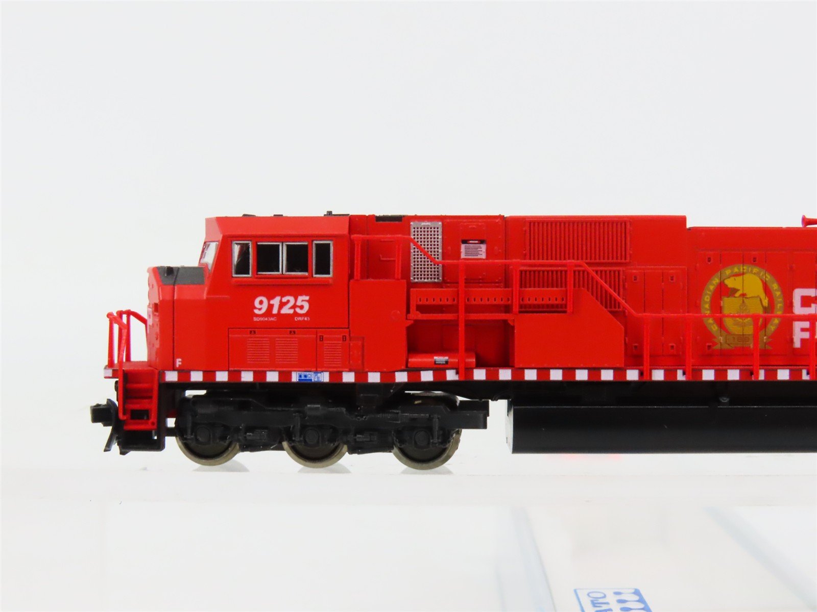 N Scale KATO 176-5602 CP Canadian Pacific EMD SD90/43MAC Diesel #9125 DCC Ready