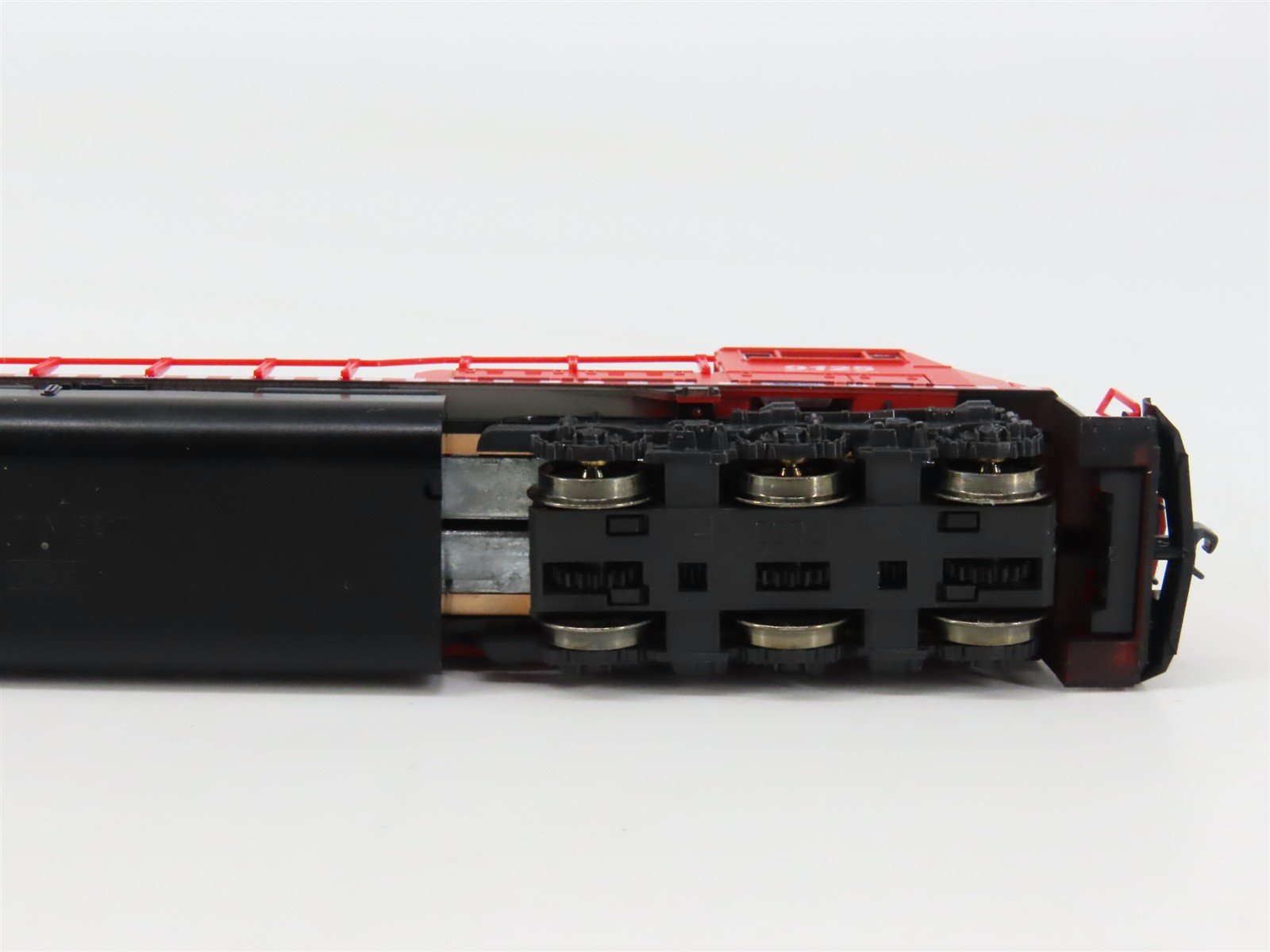 N Scale KATO 176-5602 CP Canadian Pacific EMD SD90/43MAC Diesel #9125 DCC Ready