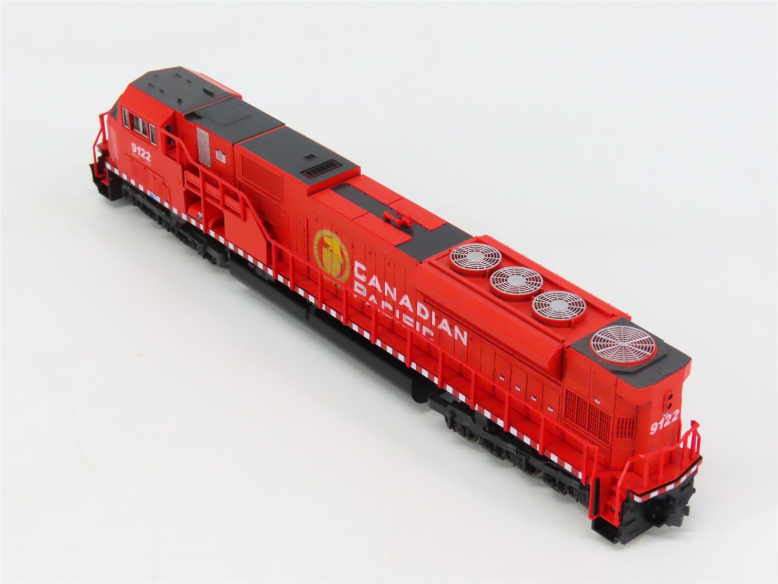 N Scale KATO 176-5603 CP Canadian Pacific EMD SD90/43MAC Diesel #9122 DCC Ready