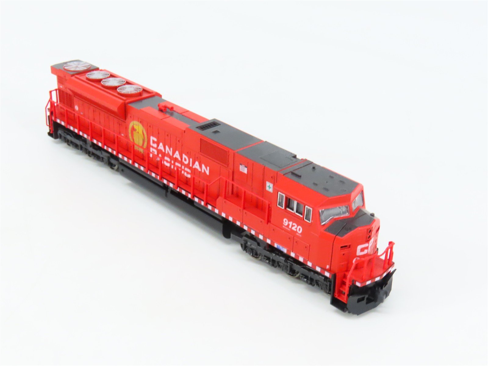 N Scale KATO 176-5601 CP Canadian Pacific SD90/43MAC Diesel #9120 DCC Ready