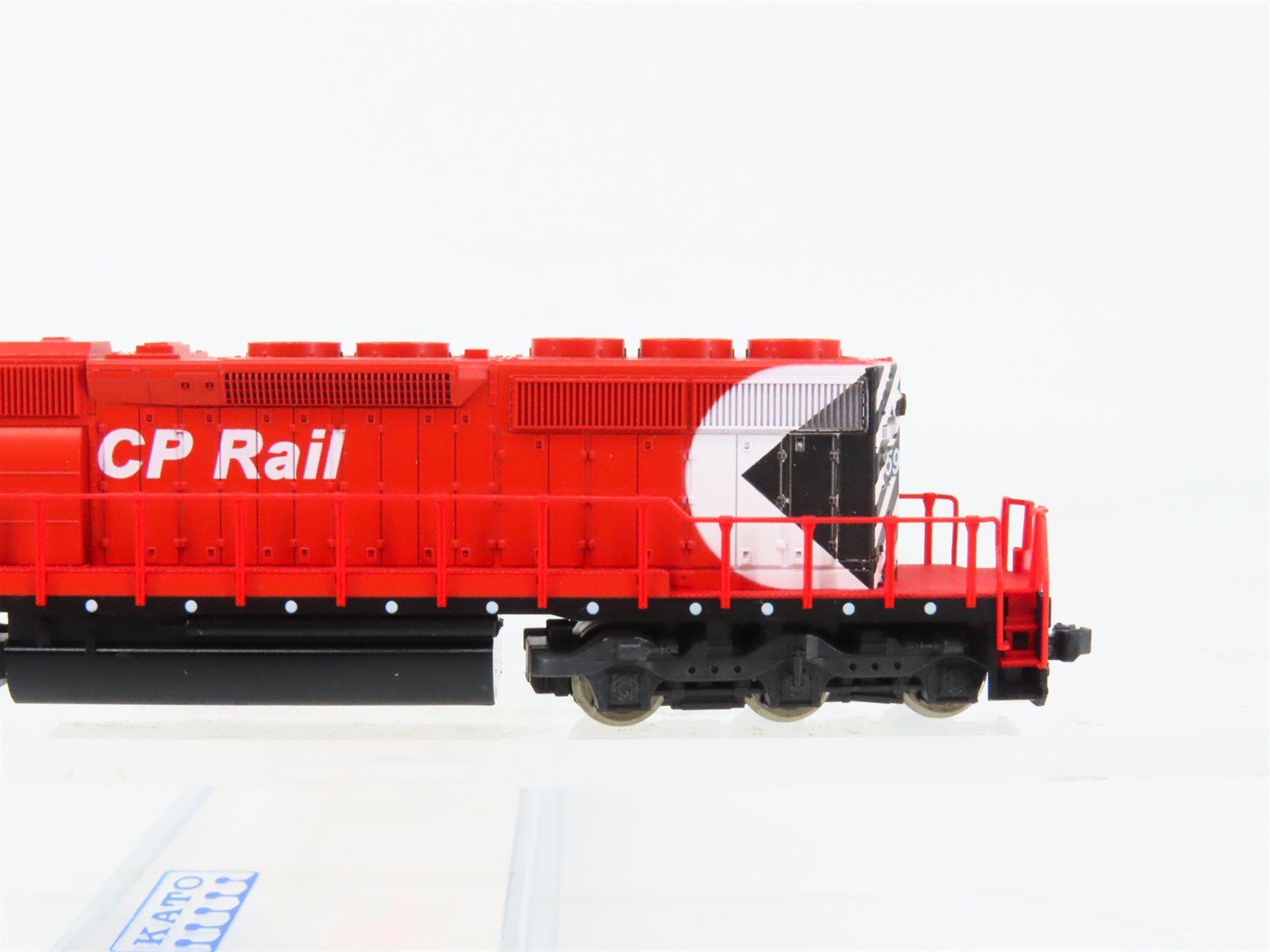 N Scale KATO 176-4906 CP Canadian Pacific EMD SD40-2 Diesel #5904 DCC Ready