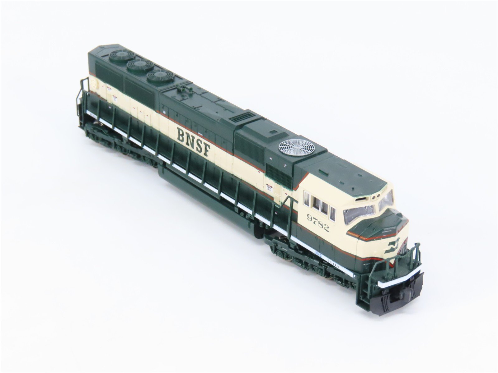 N Scale KATO 176-6301 BNSF Railway EMD SD70MAC Diesel #9782 DCC Ready