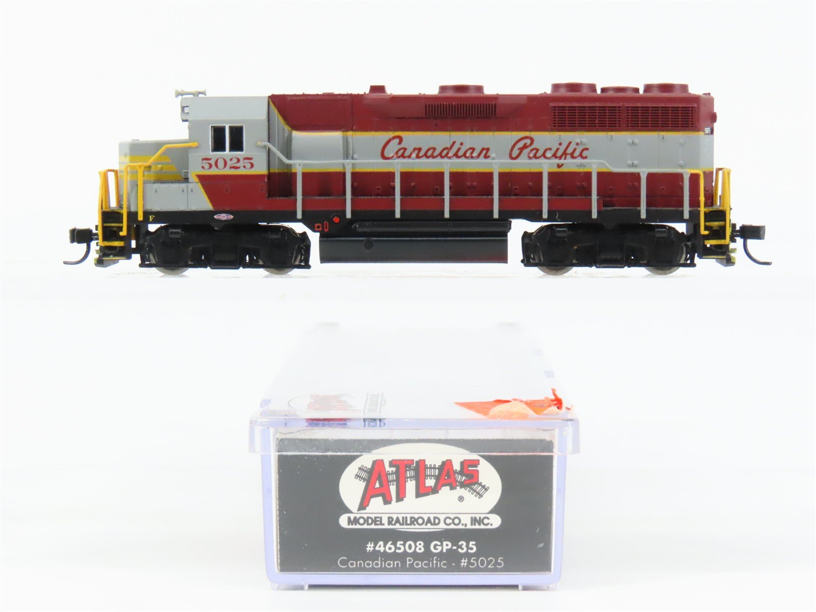 N Scale Atlas 46508 CP Canadian Pacific GP-35 Diesel #5025 DC
