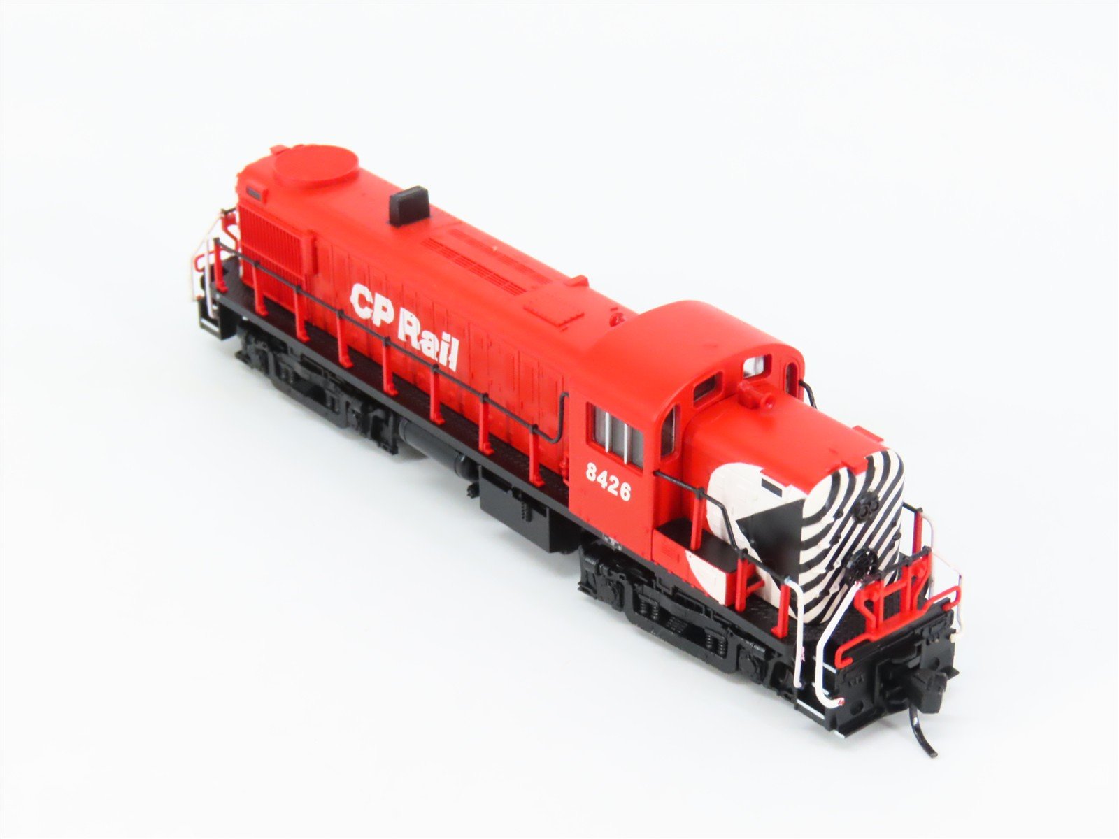 N Scale Atlas 42028 CP Canadian Pacific Alco RS-3 Diesel #8426 DC