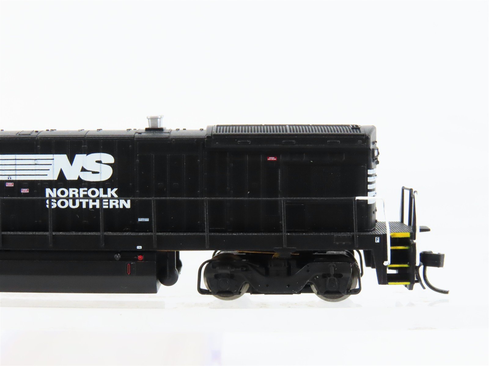 N Scale Atlas 49718 NS Norfolk Southern GE B23-7 Diesel #3982 DCC Ready