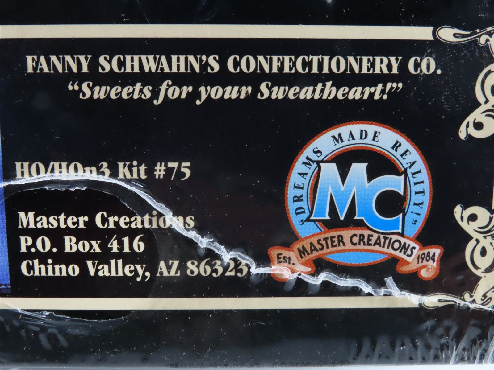 HO/HOn3 1/87 Scale Master Creations Kit #75 Fanny Schwahn's Confectionery Sealed