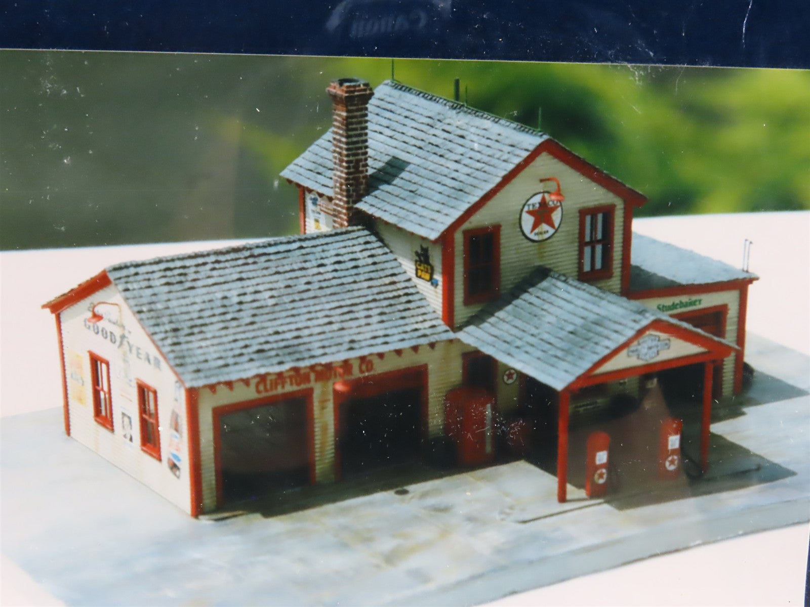 HO 1/87 Scale Micro-Scale Models Inc. No. 103 Gas Station - Sealed