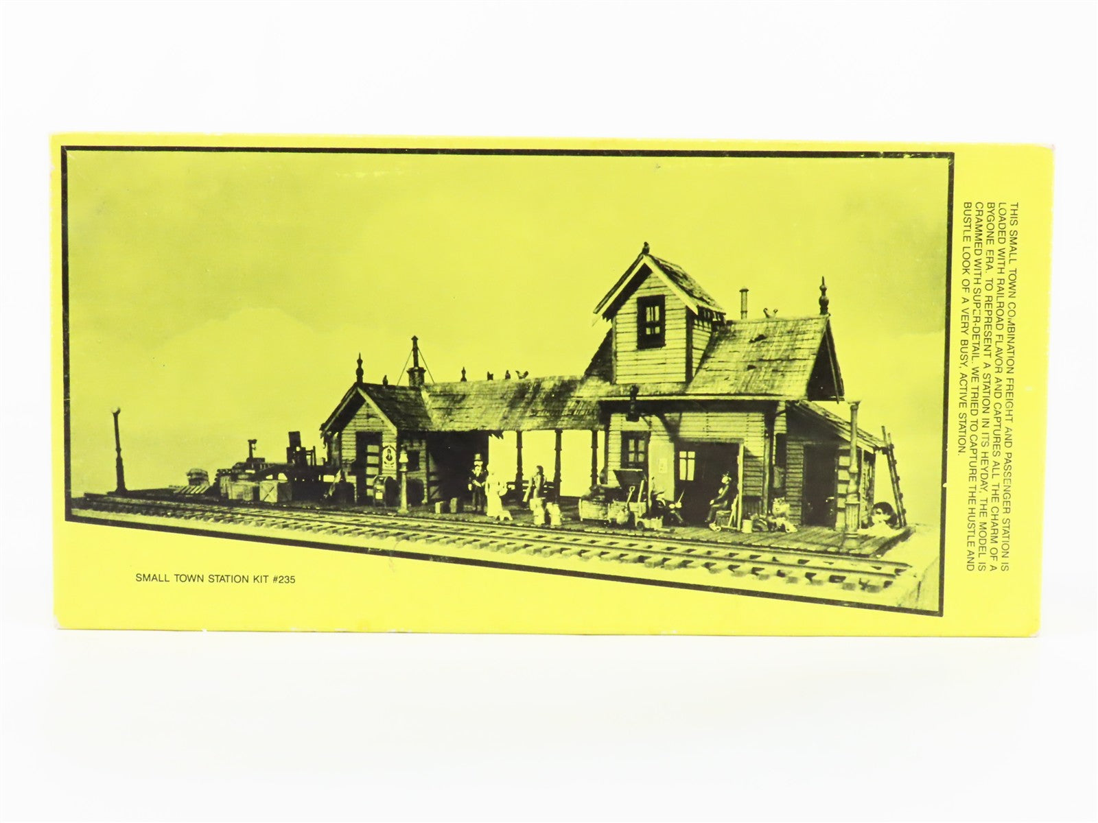 HO 1/87 Scale Fine Scale Miniatures Kit #235 Small Town Station