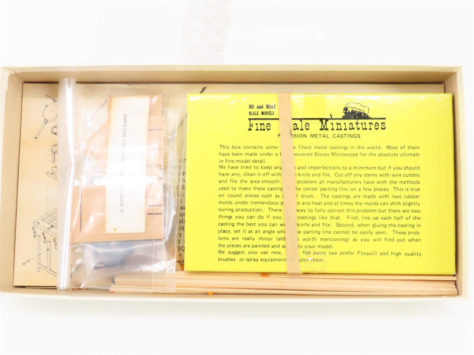 HO 1/87 Scale Fine Scale Miniatures Kit #235 Small Town Station