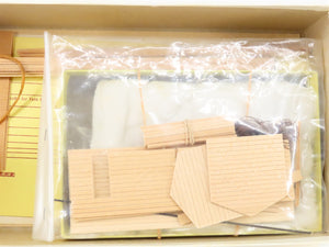 HO 1/87 Fine Scale Miniatures Kit No. 125 Water Tank & Tool Shed