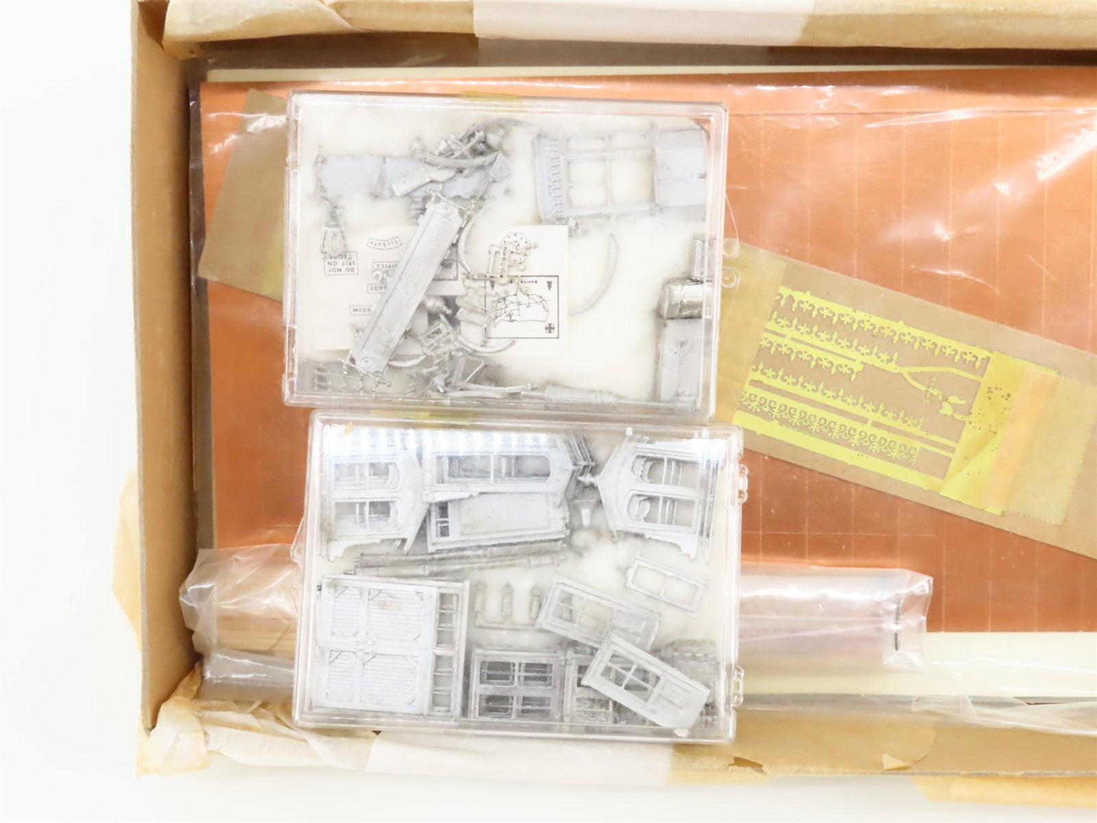 HO 1/87 Scale Structures Limited Kit K-115 Victorian Station