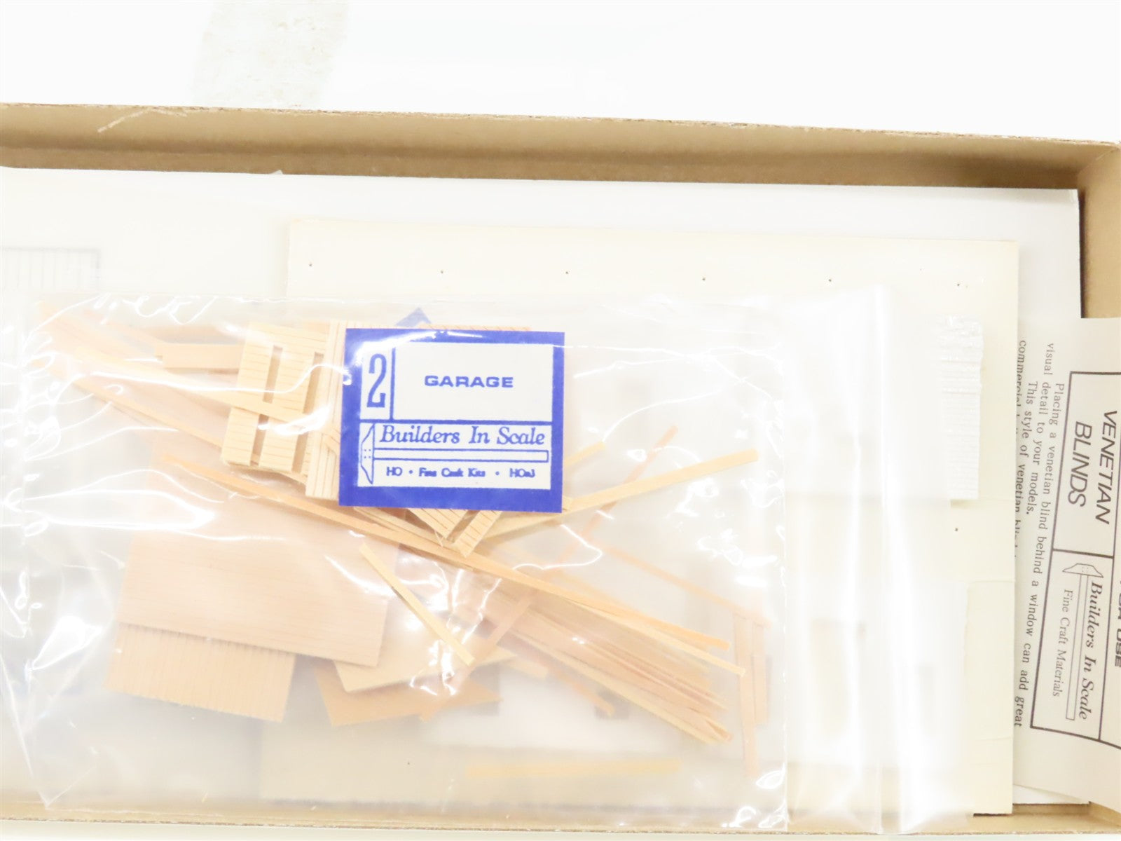 HO 1/87 Scale Fine Craft Models Kit #606 630 Elm Street House