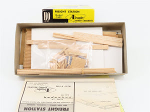HO 1/87 Alexander Scale Models Kit #7622 New York Central Freight Station