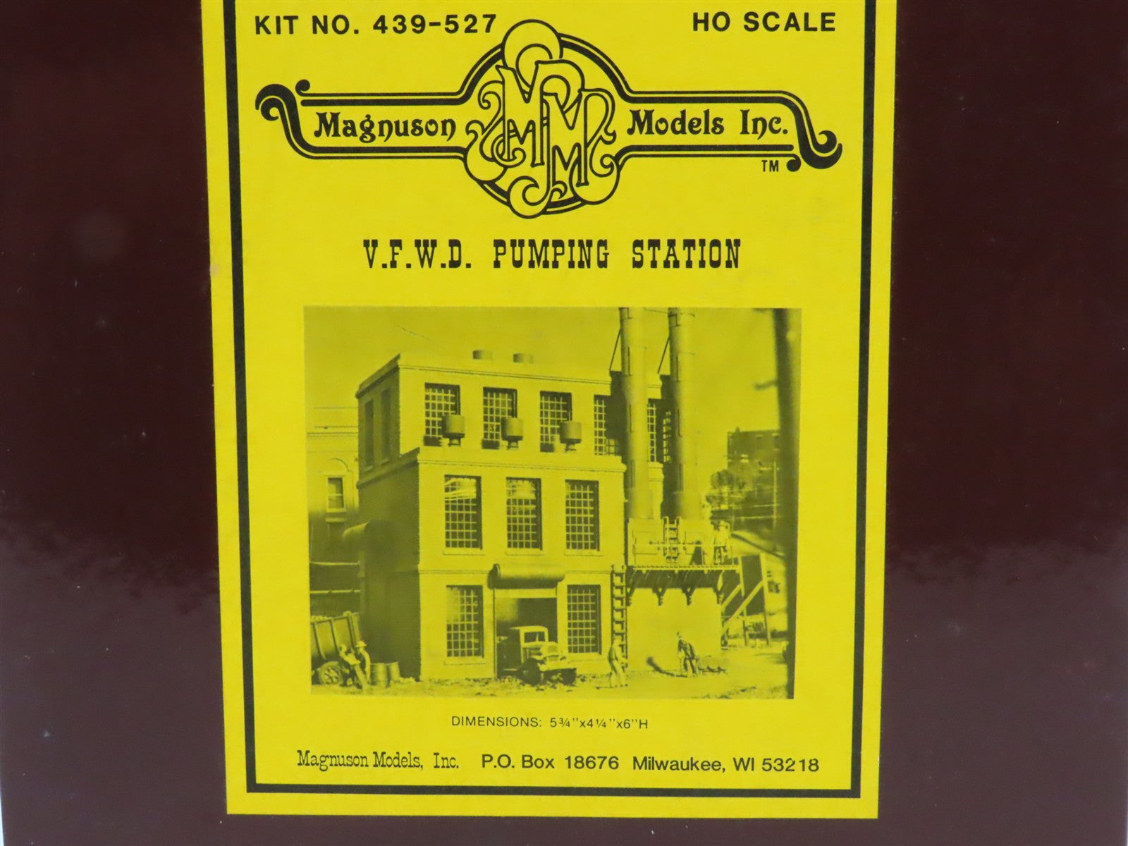HO 1/87 Magnuson Models Kit No. 439-527 V.F.W.D. Pumping Station + Hotel Front