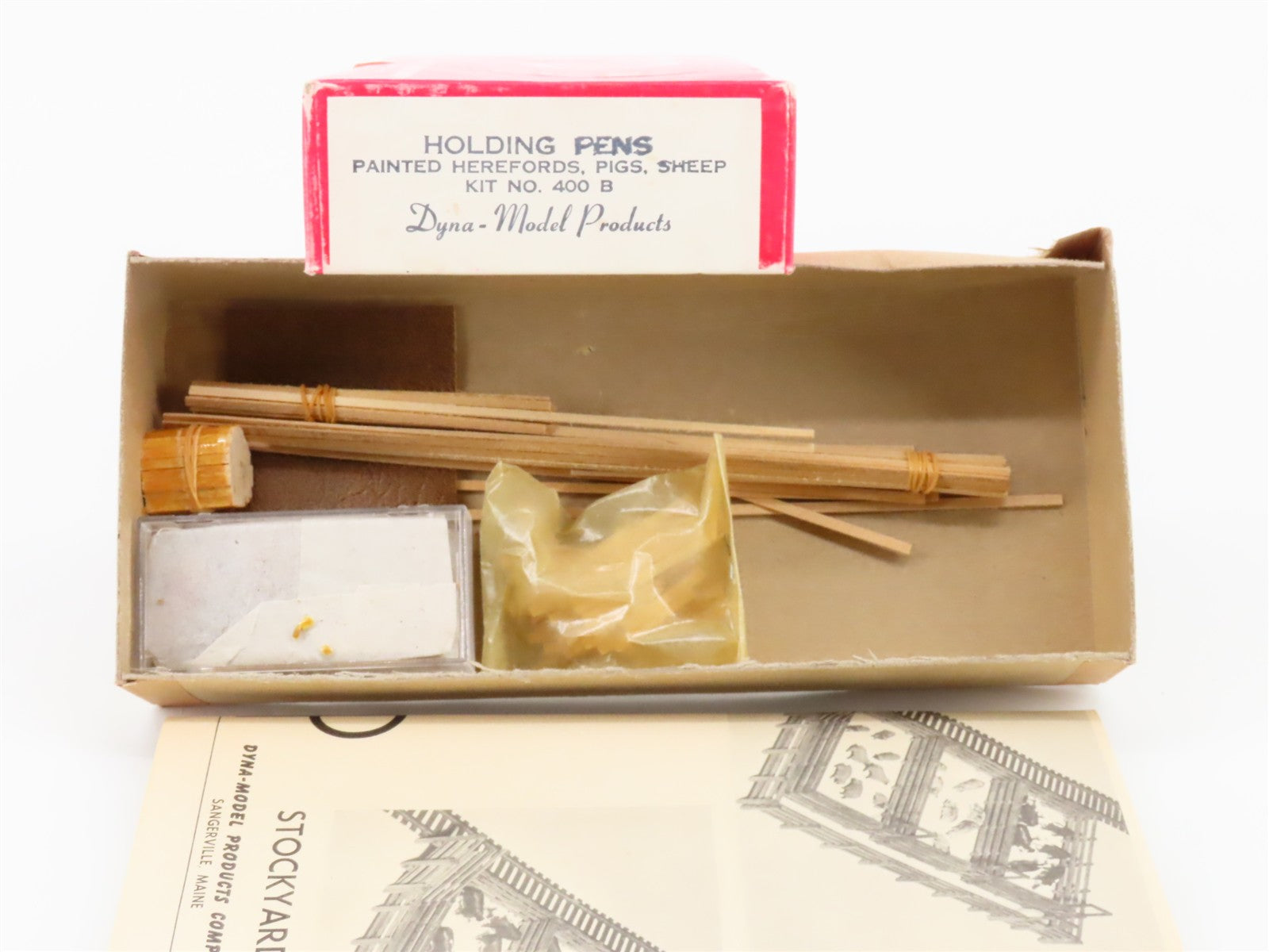HO 1/87 Scale Dyna-Model Products Kit No. 400B Stockyard Holding Pens
