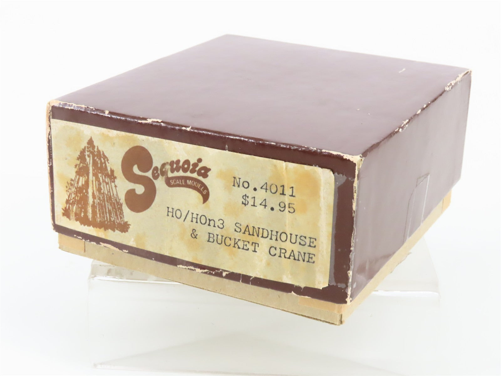HO/HOn3 1/87 Sequoia Scale Models Kit No. 4011 Sandhouse & Bucket Crane