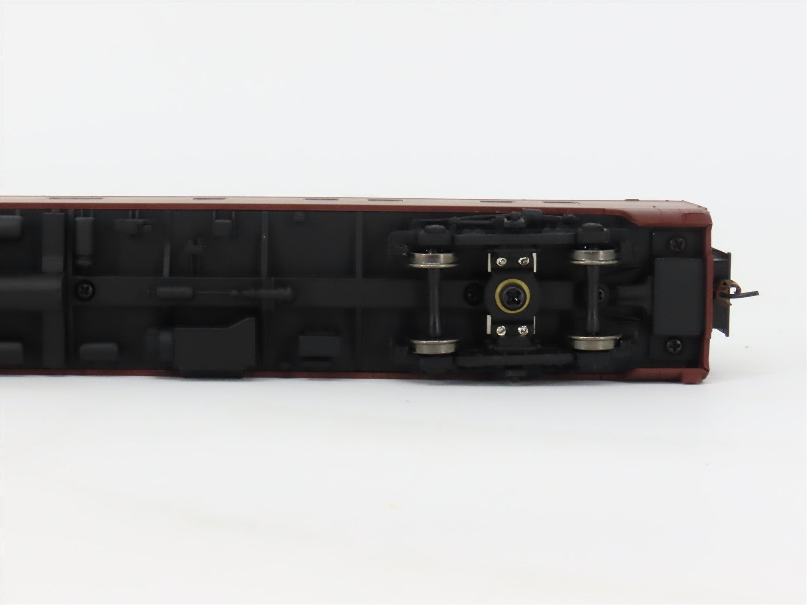 HO Scale Walthers 932-6747 Pennsylvania Pullman-Standard 10-5 Sleeper RTR