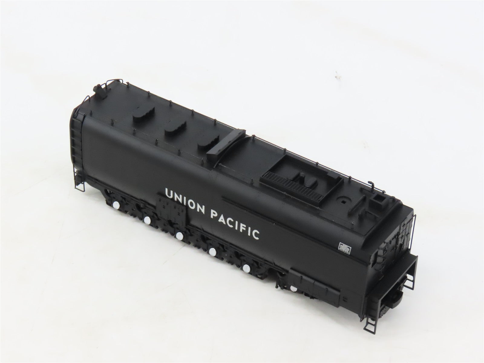 HO Scale Athearn Genesis G97274 UP Union Pacific 4-8-4 Steam #844 wDCC & Sound