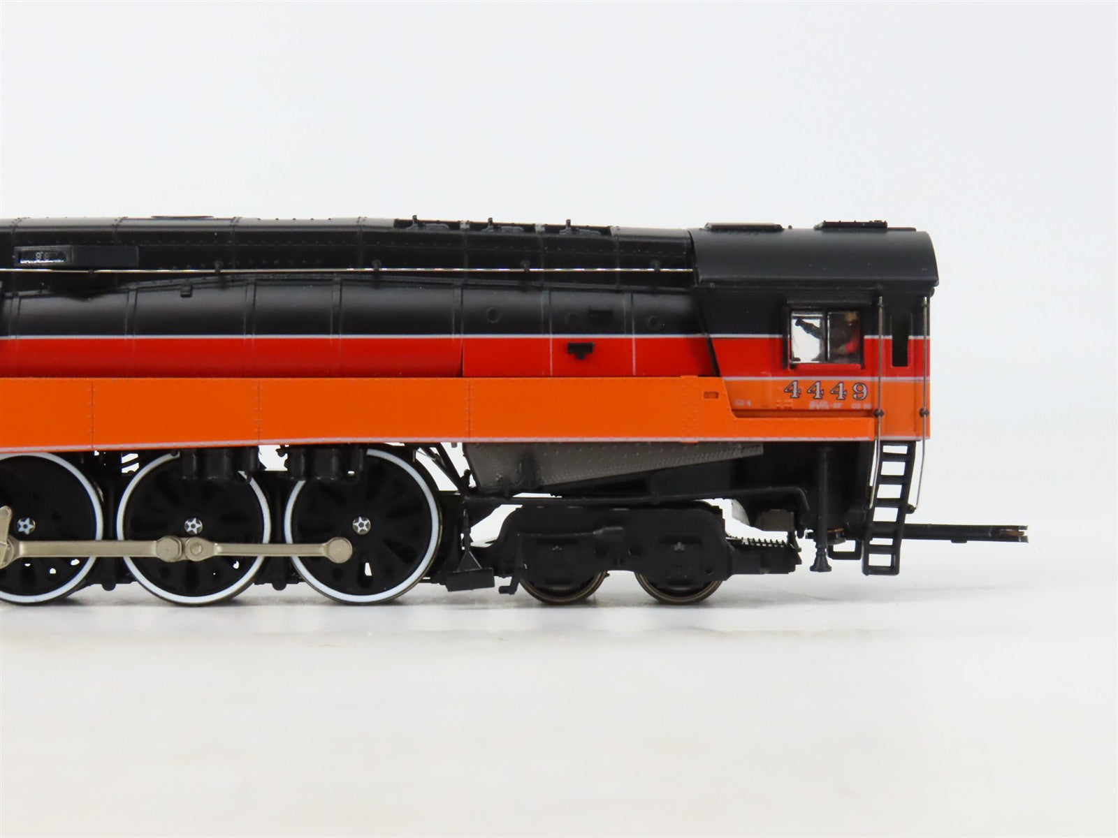HO Scale MTH 80-3116-1 SP Southern Pacific 4-8-4 Steam #4449 wDCC & Sound
