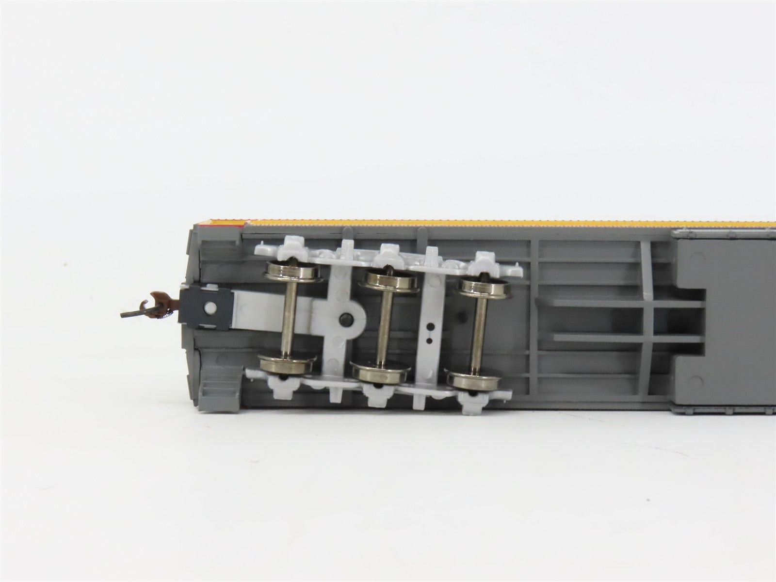HO Scale Athearn 99447 UP Union Pacific Coach Passenger Car Safety Award