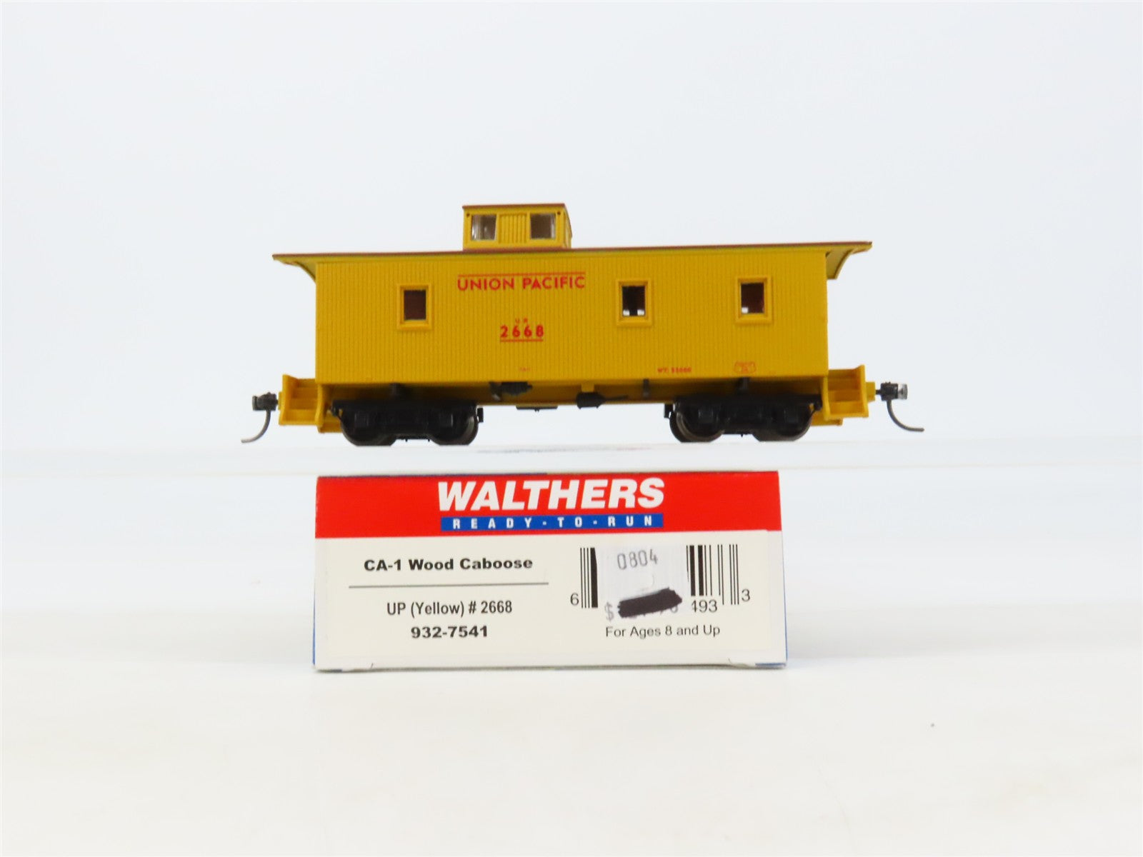 HO Scale Walthers RTR 932-7541 UP Union Pacific CA-1 Wood Caboose #2668