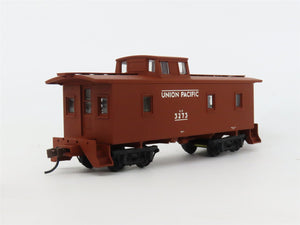HO Scale Walthers RTR 932-7542 UP Union Pacific CA-1 Wood Caboose #3273