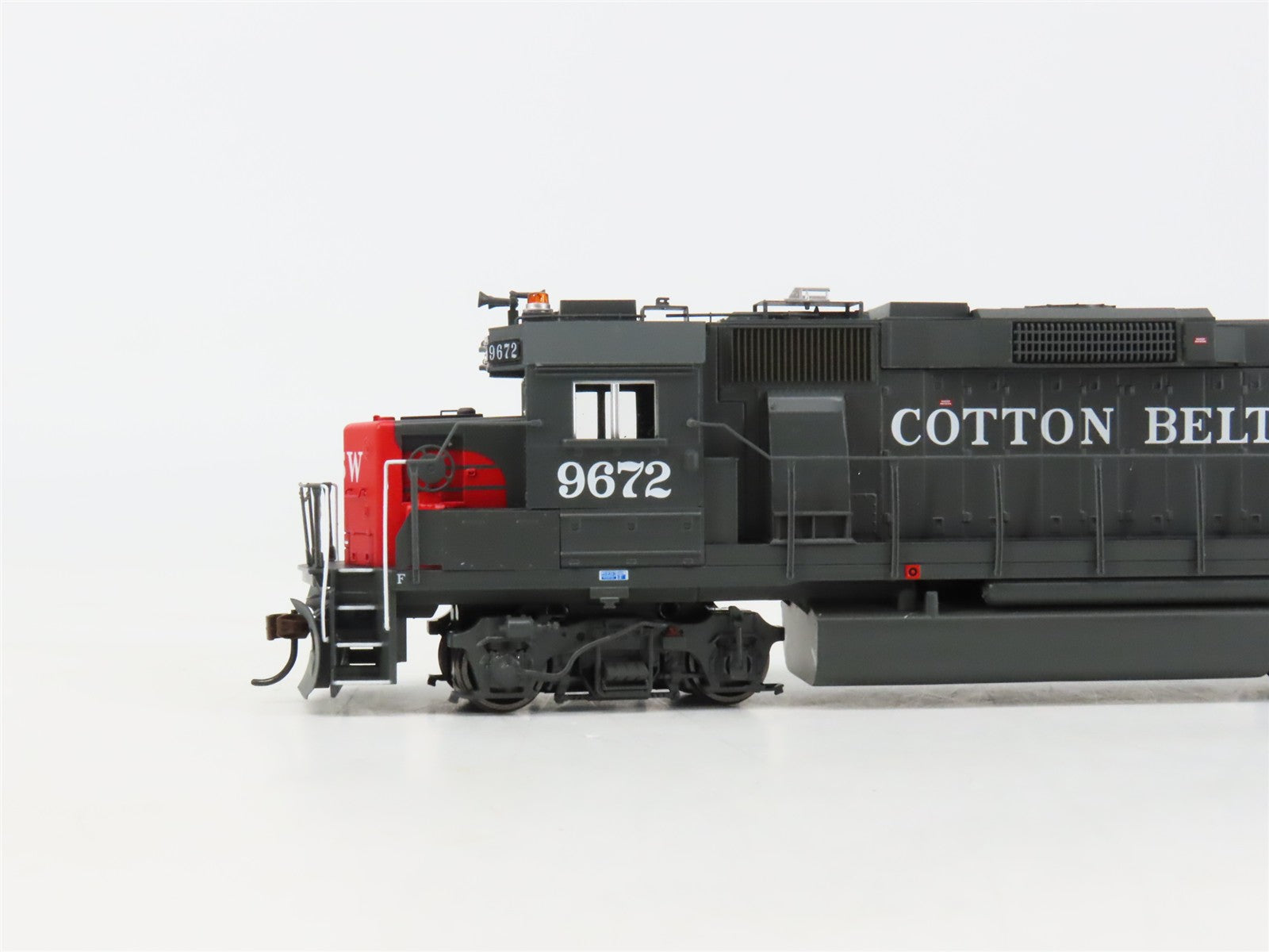 HO Scale Athearn ATH1146 SSW Cotton Belt GP60 Diesel Loco #9672 wDCC & Sound